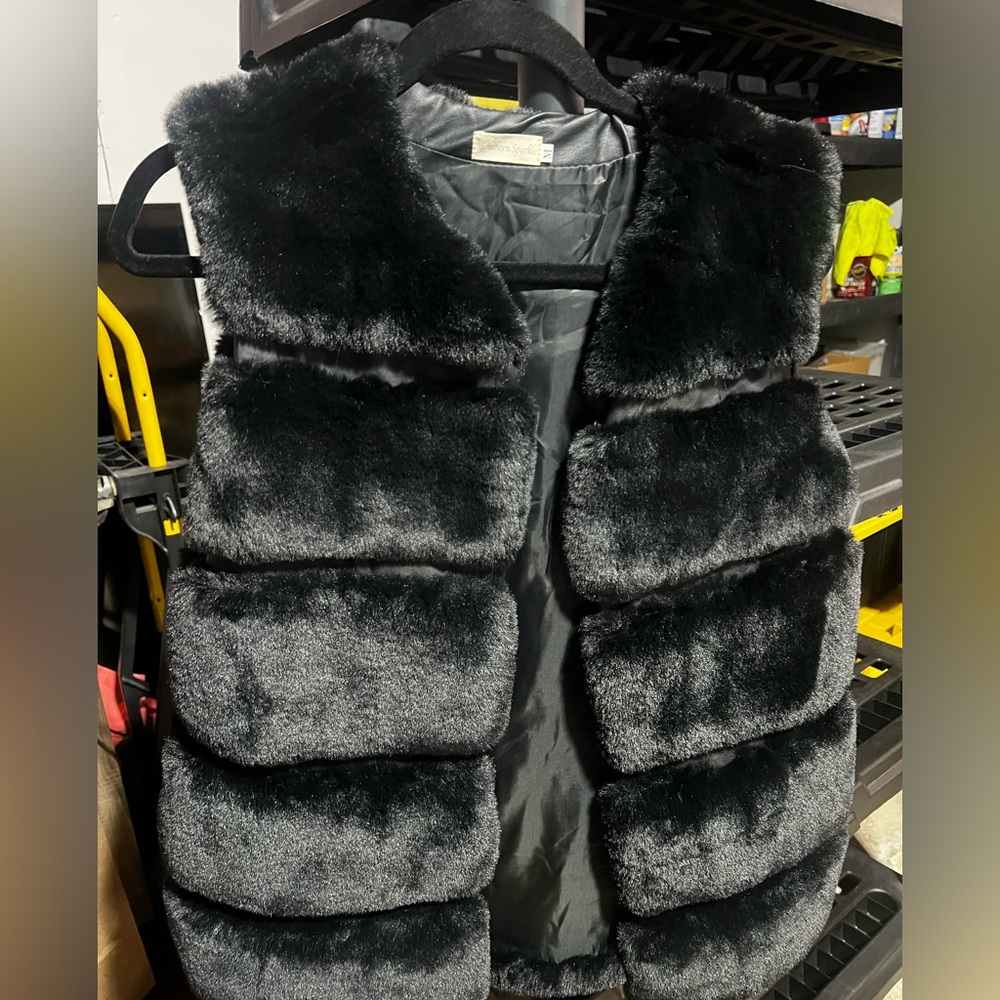 Southern Sparkle Black Faux Fur Tiered Vest - Size Medium